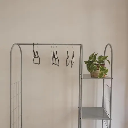 Piso Con Balcon En Apartment