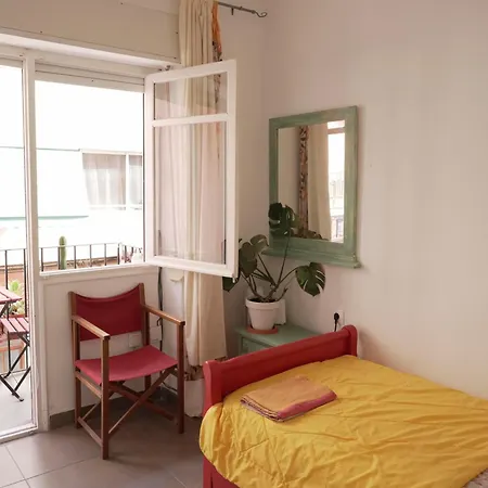 Piso Con Balcon En Apartment *